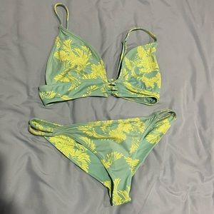 NWOT Billabong Bikini